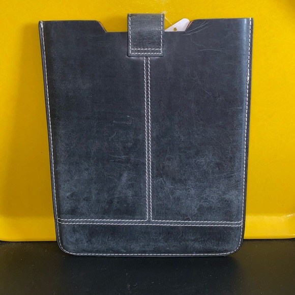 Timberland Leather Tablet Sleeve - Picture 4 of 6